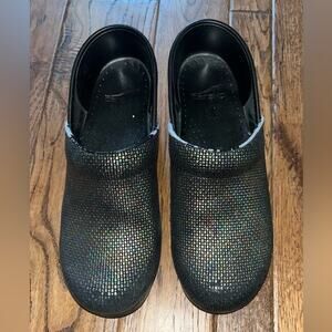 Dansko Holographic Clog Mules Women’s Size 39 Nursing Rainbow Sparkles Tech